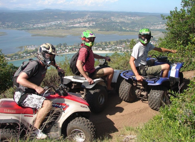  Excursion with views 